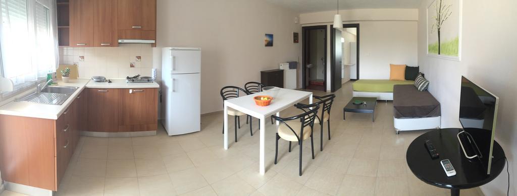 Ferienwohnung Orange House Keramotí Exterior foto